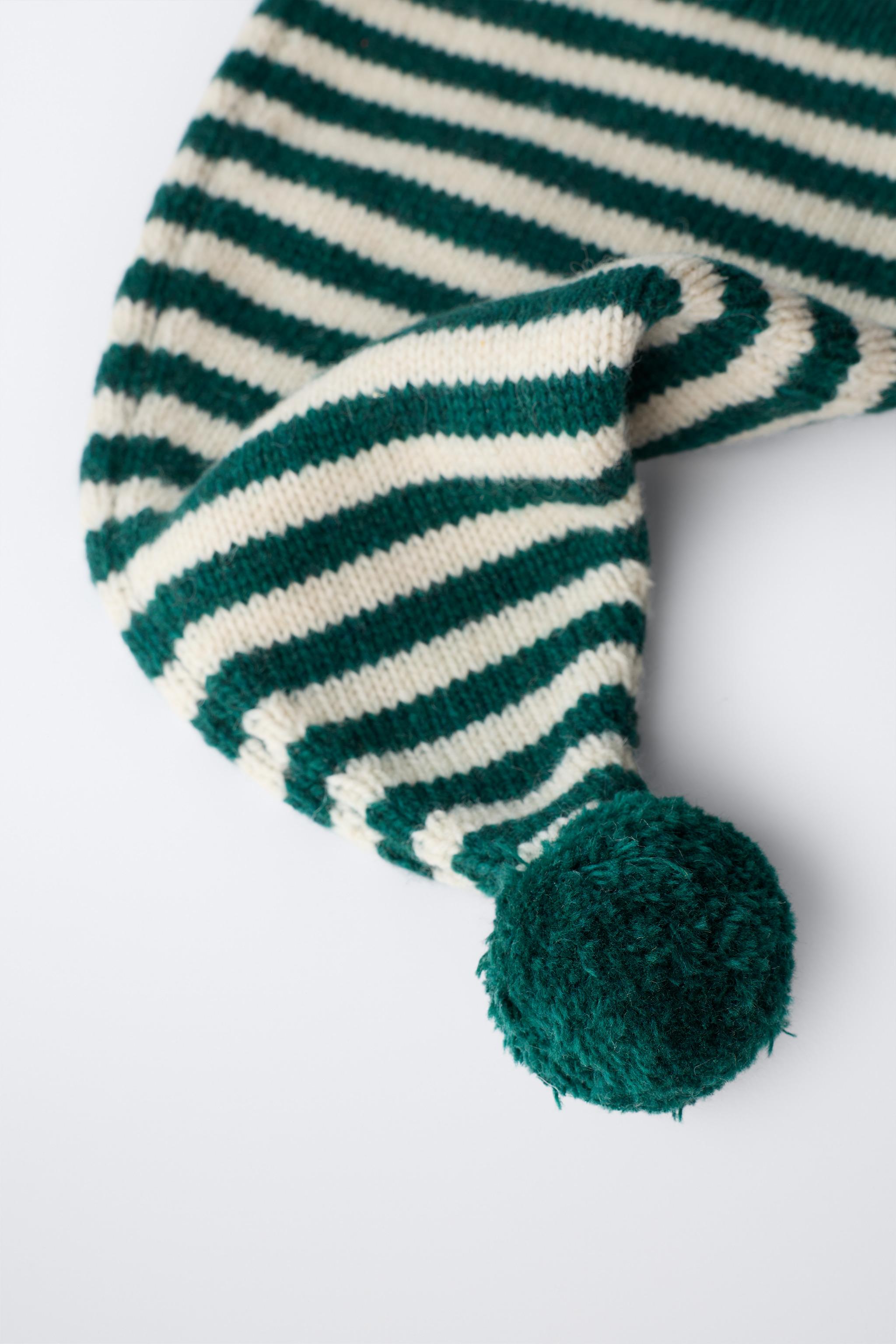 6-12 MONTHS/ STRIPED KNIT HAT WITH WOOL POMPOM